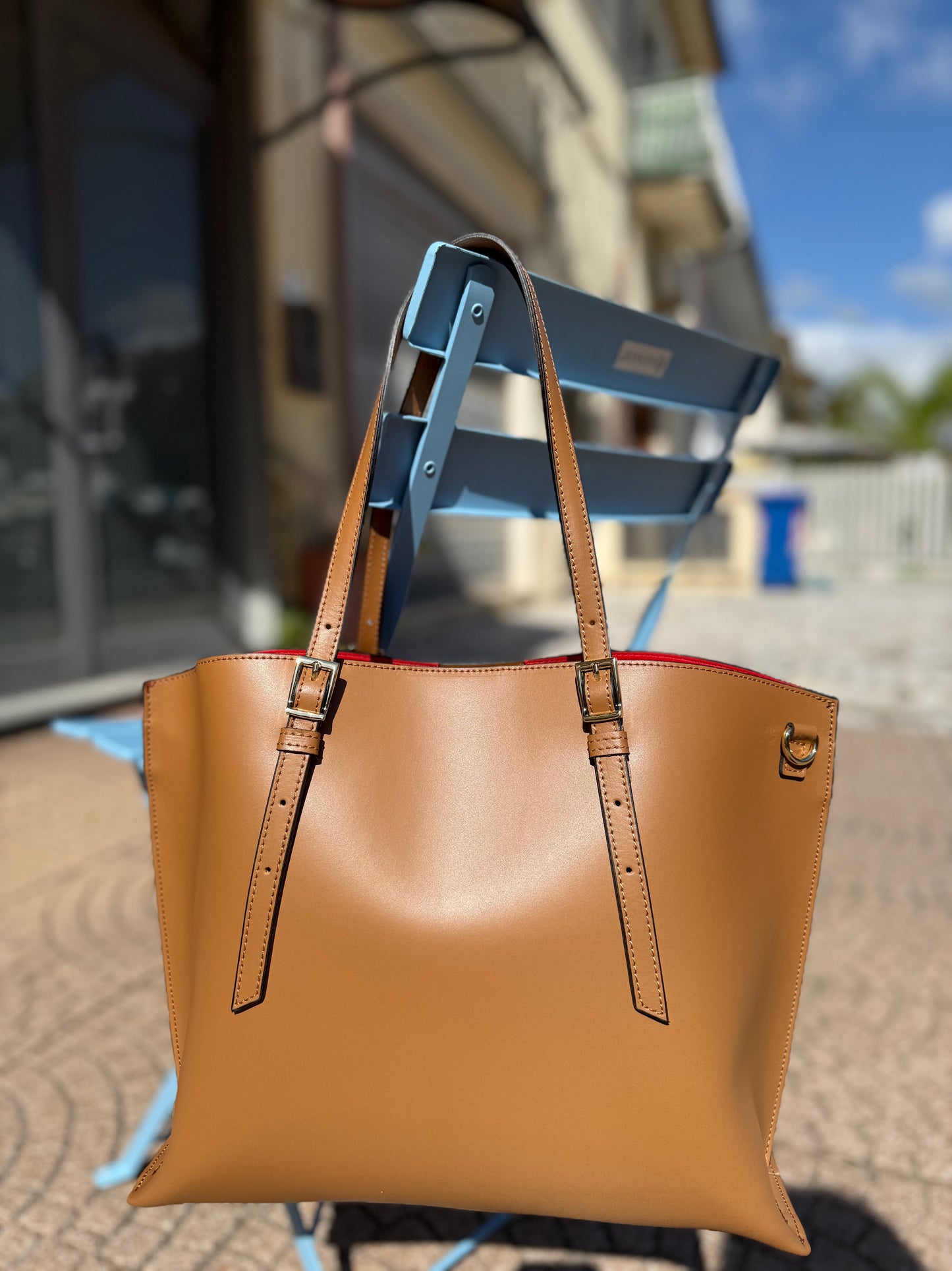 Tote bag