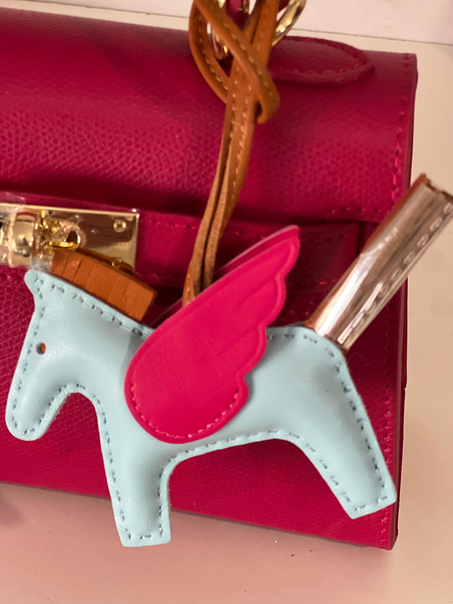 Charms cavallino alato
