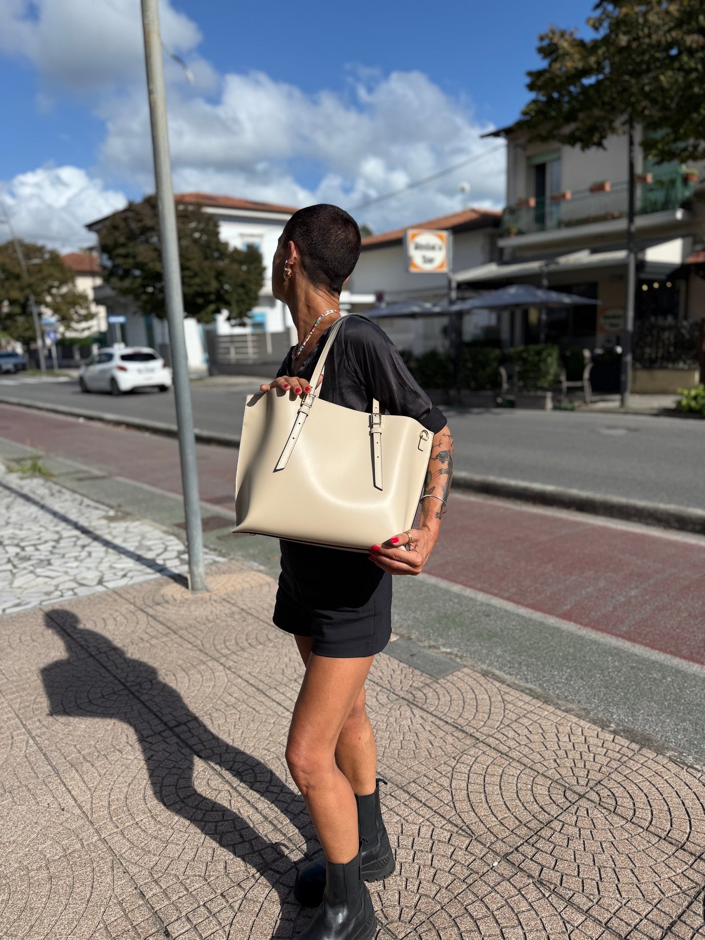Tote bag