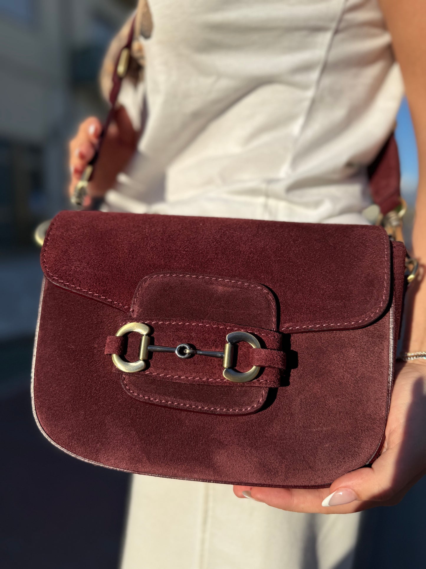 La Carlotta suede