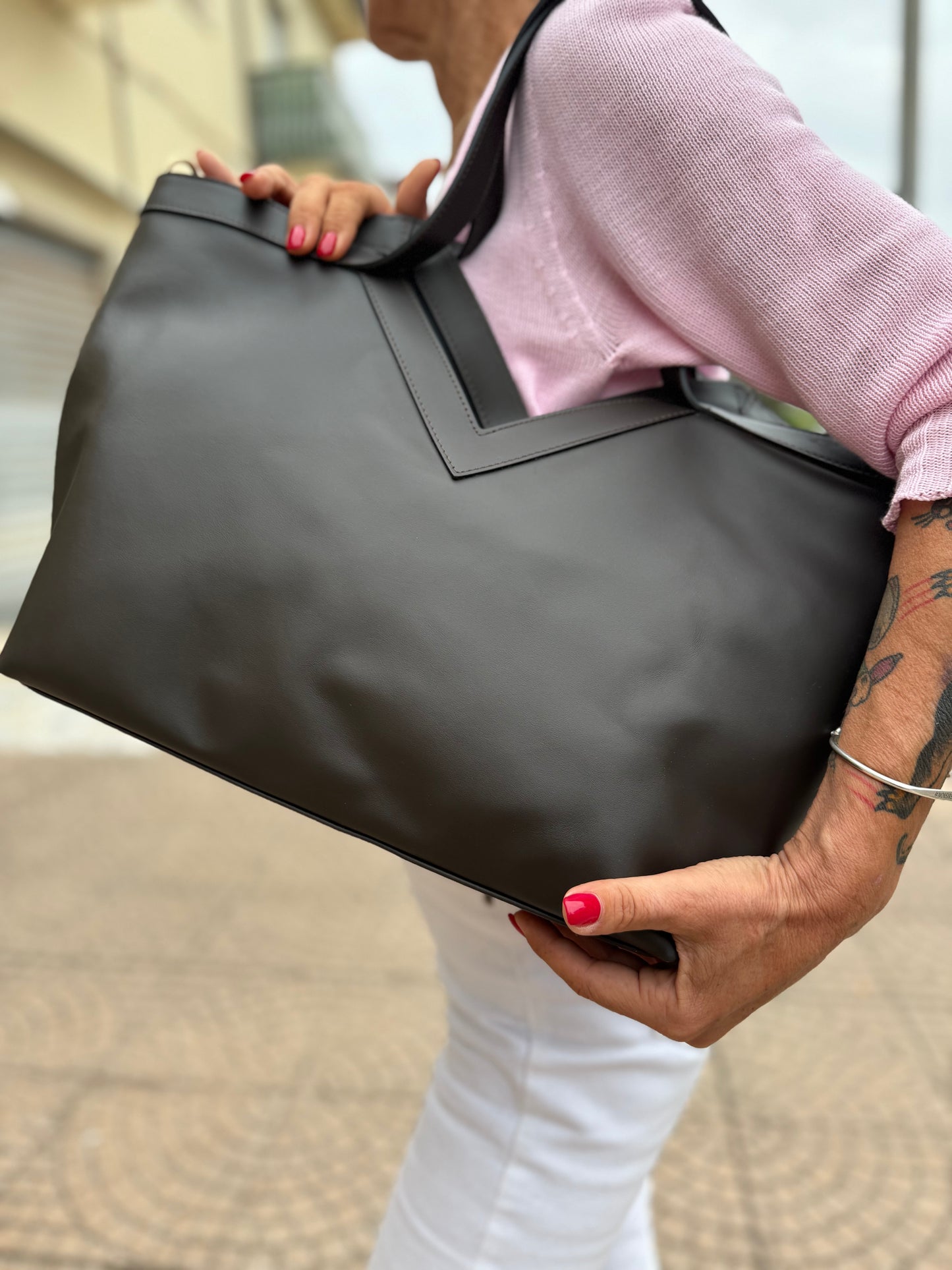 V bag