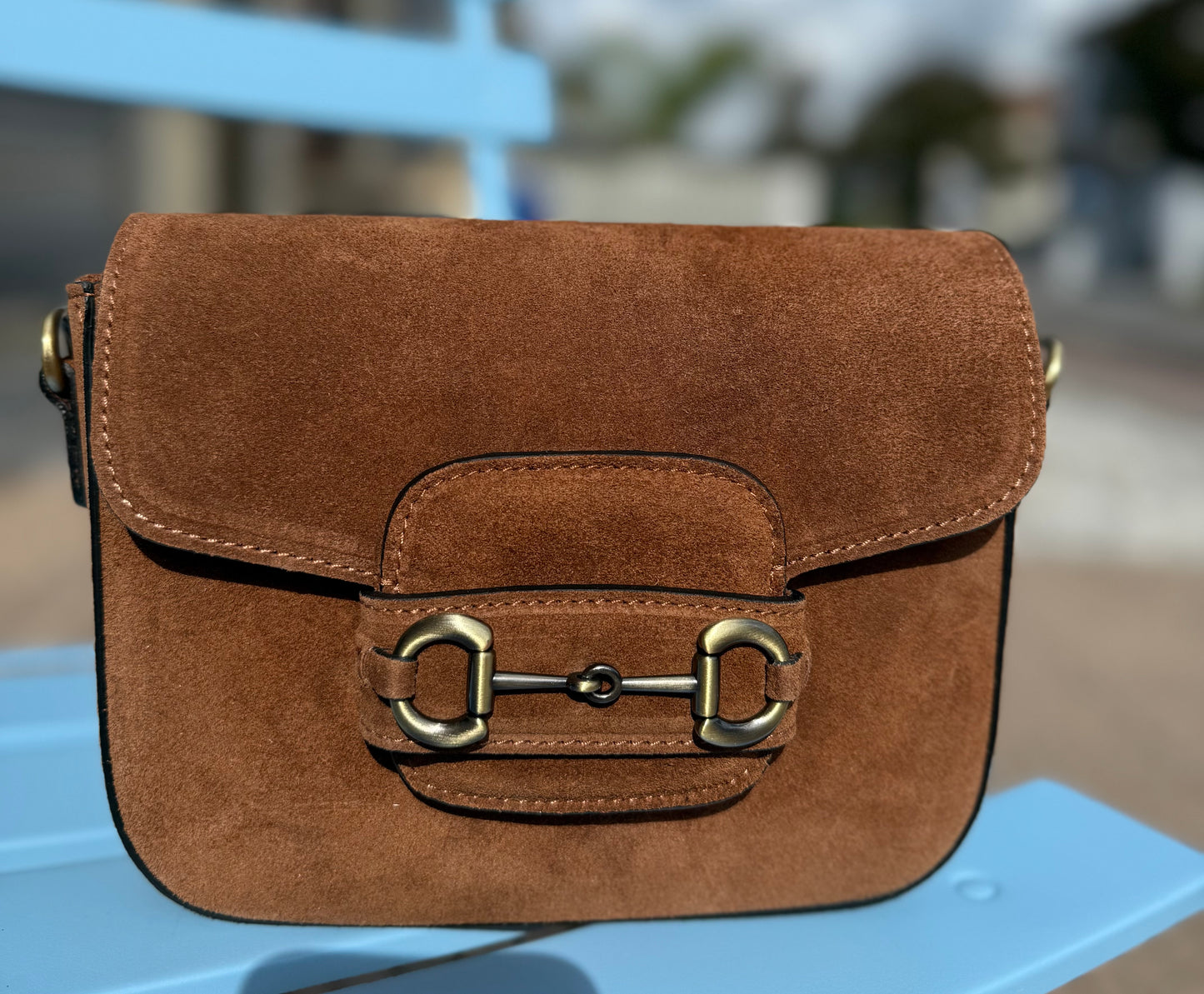 La Carlotta suede