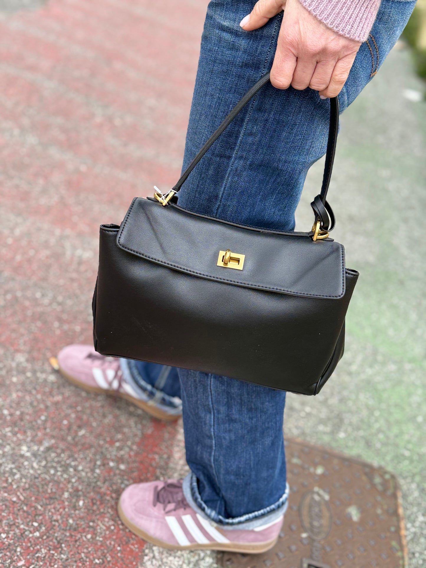 Alice luxury media