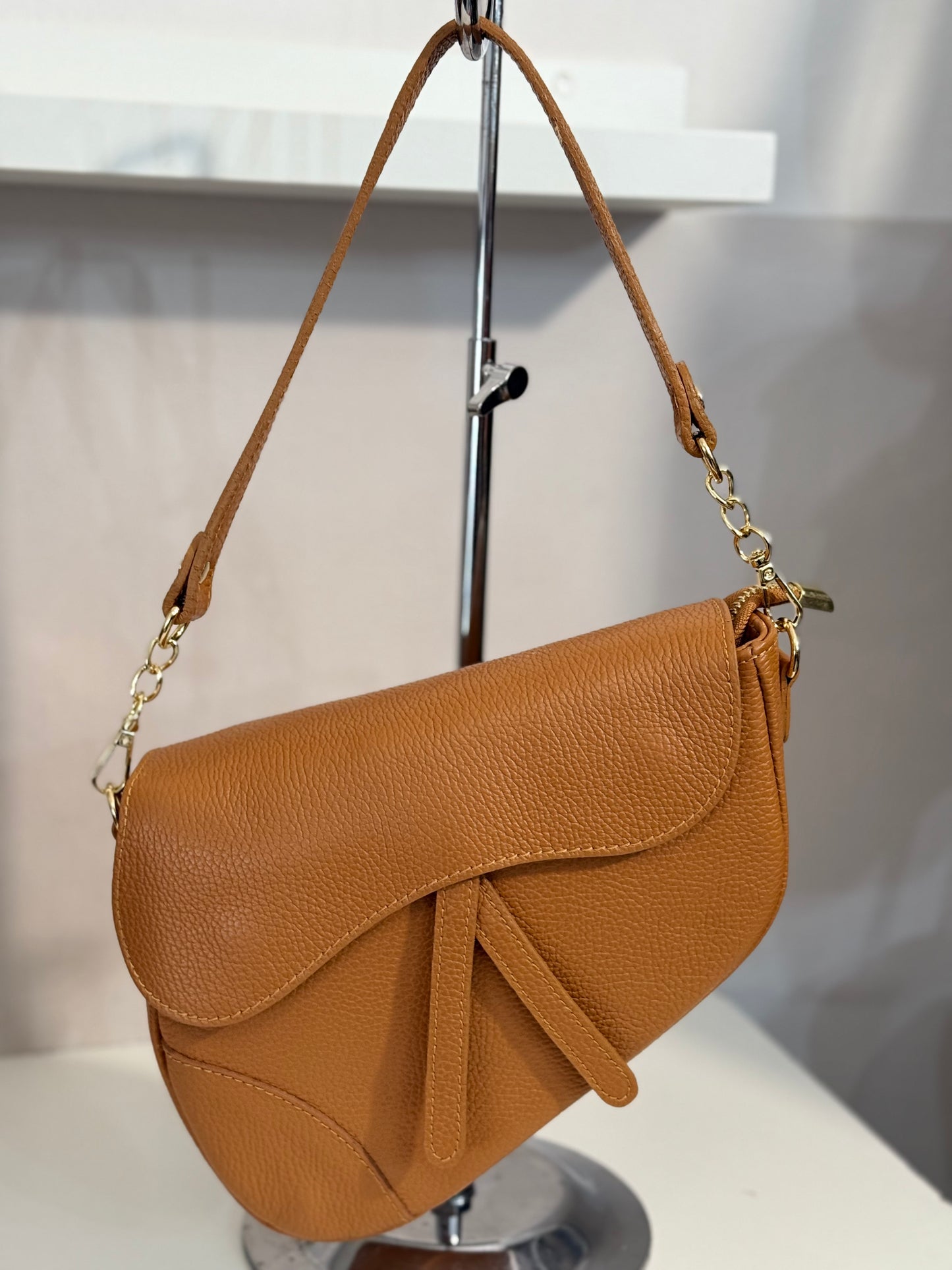 Sella in pelle