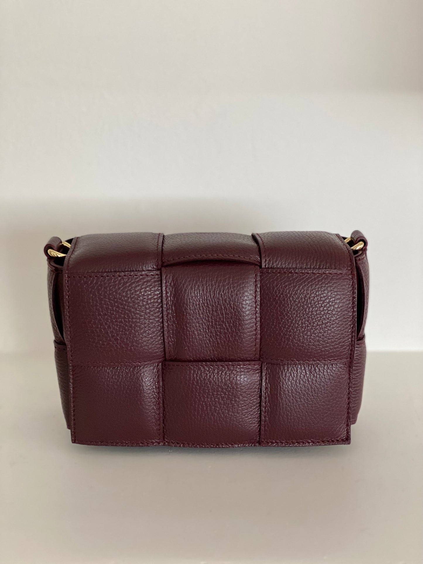 L'intrecciata in pelle