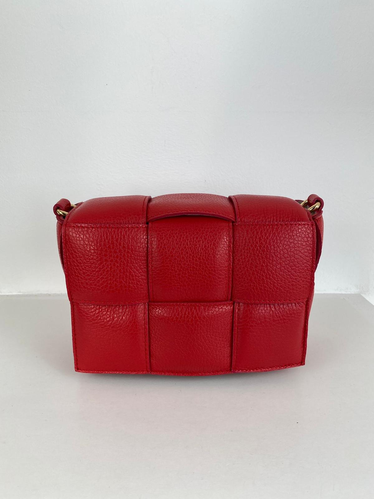 L'intrecciata in pelle