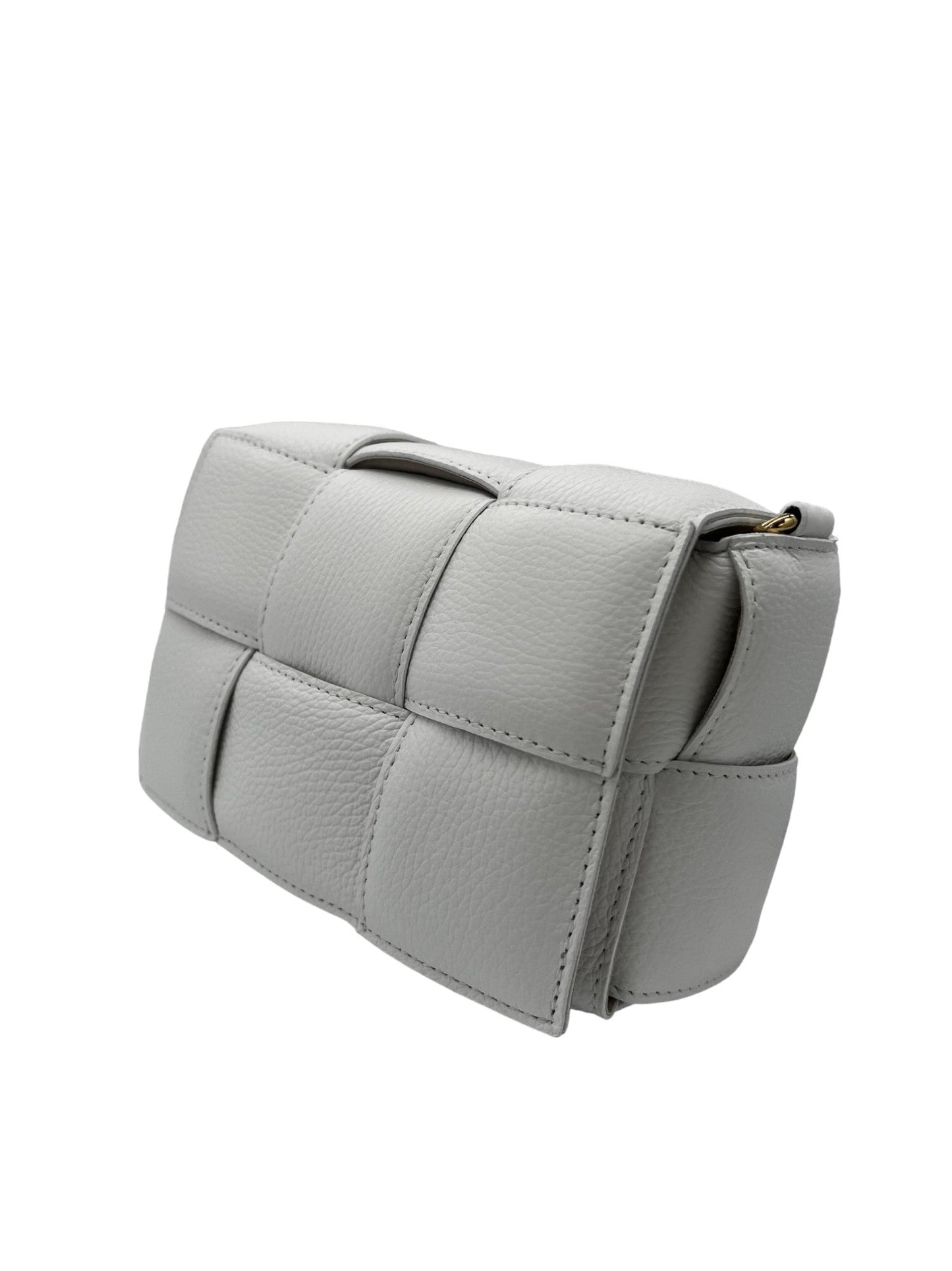 L'intrecciata in pelle