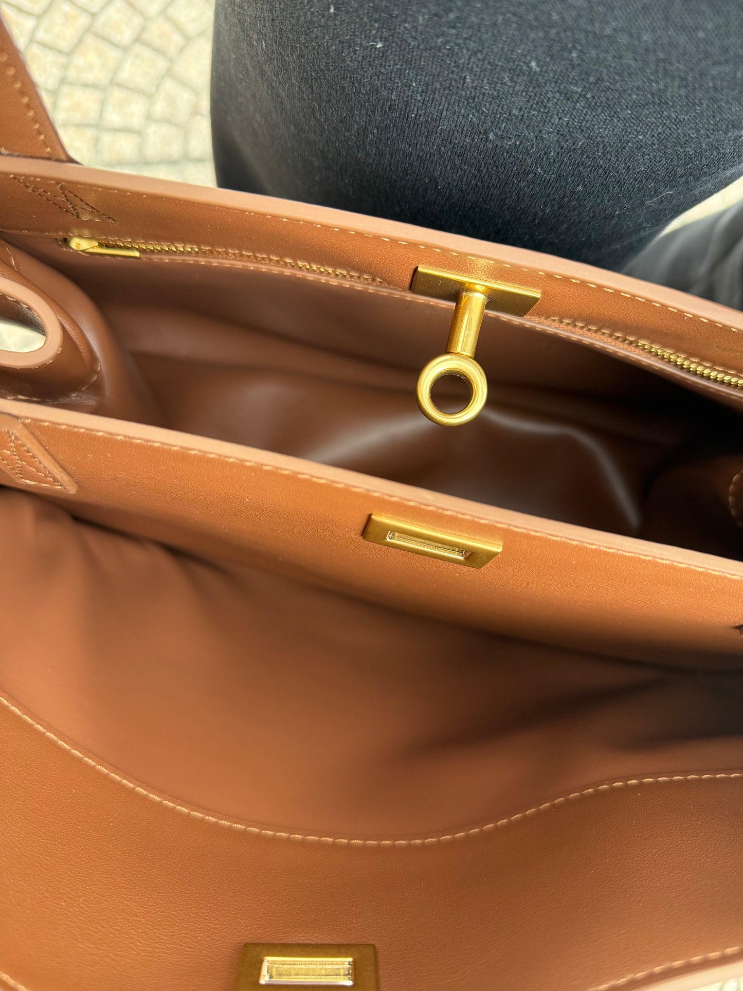 Alice Tote