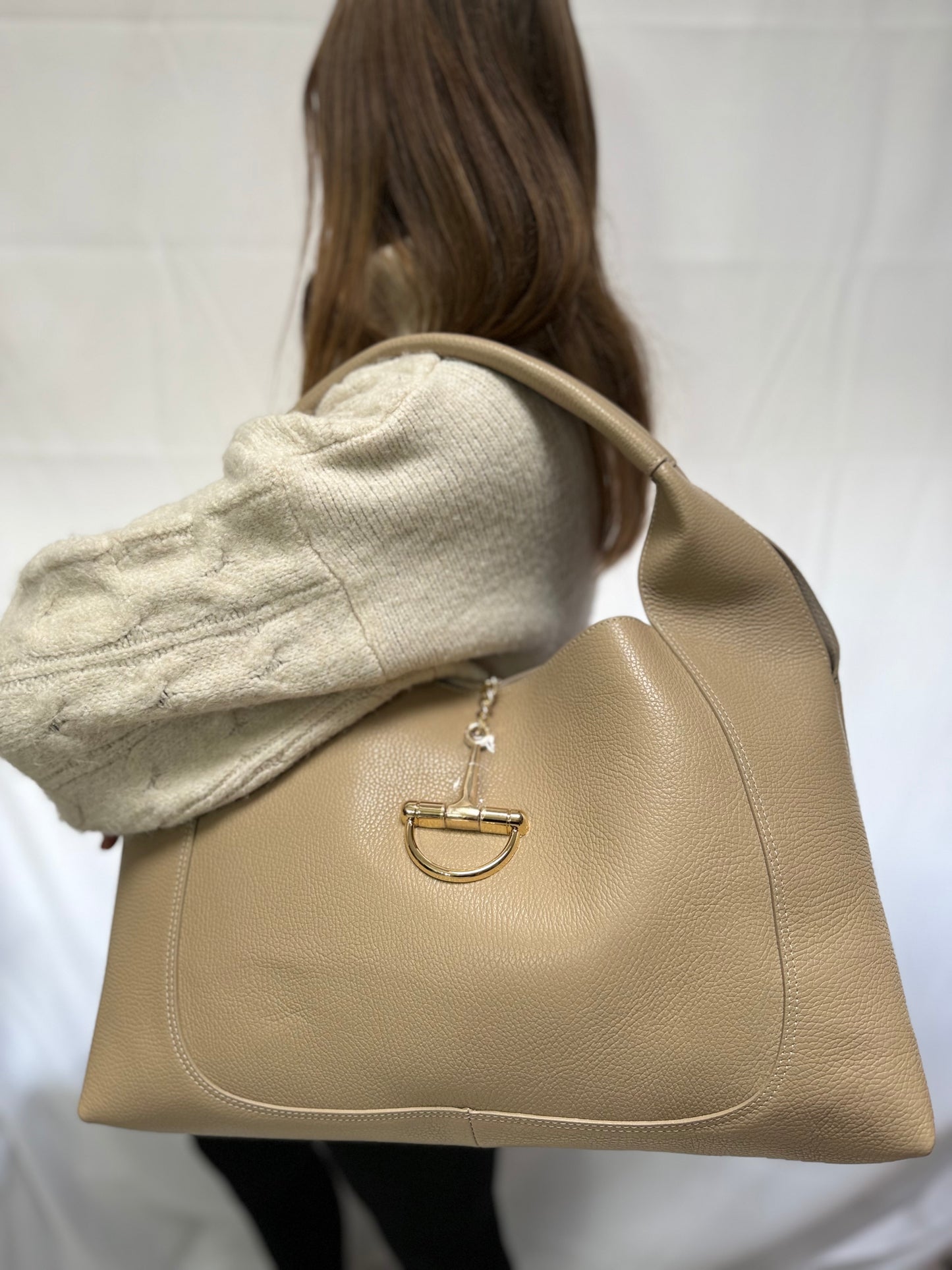 Maxi staffa in pelle