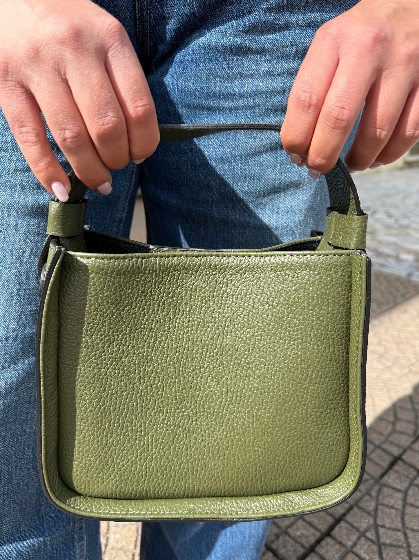 Maniglietta in pelle
