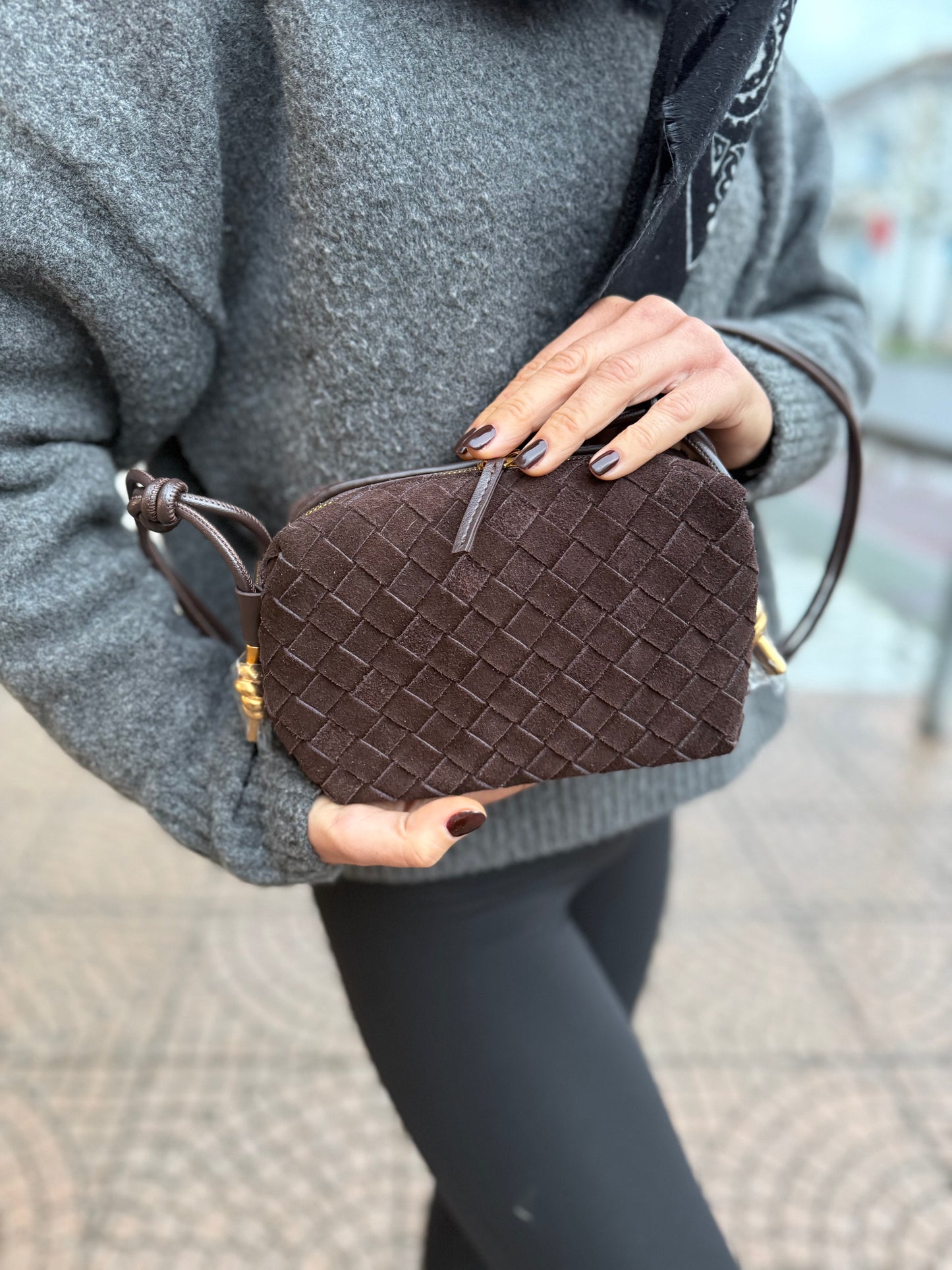 Cassetta intrecciata suede