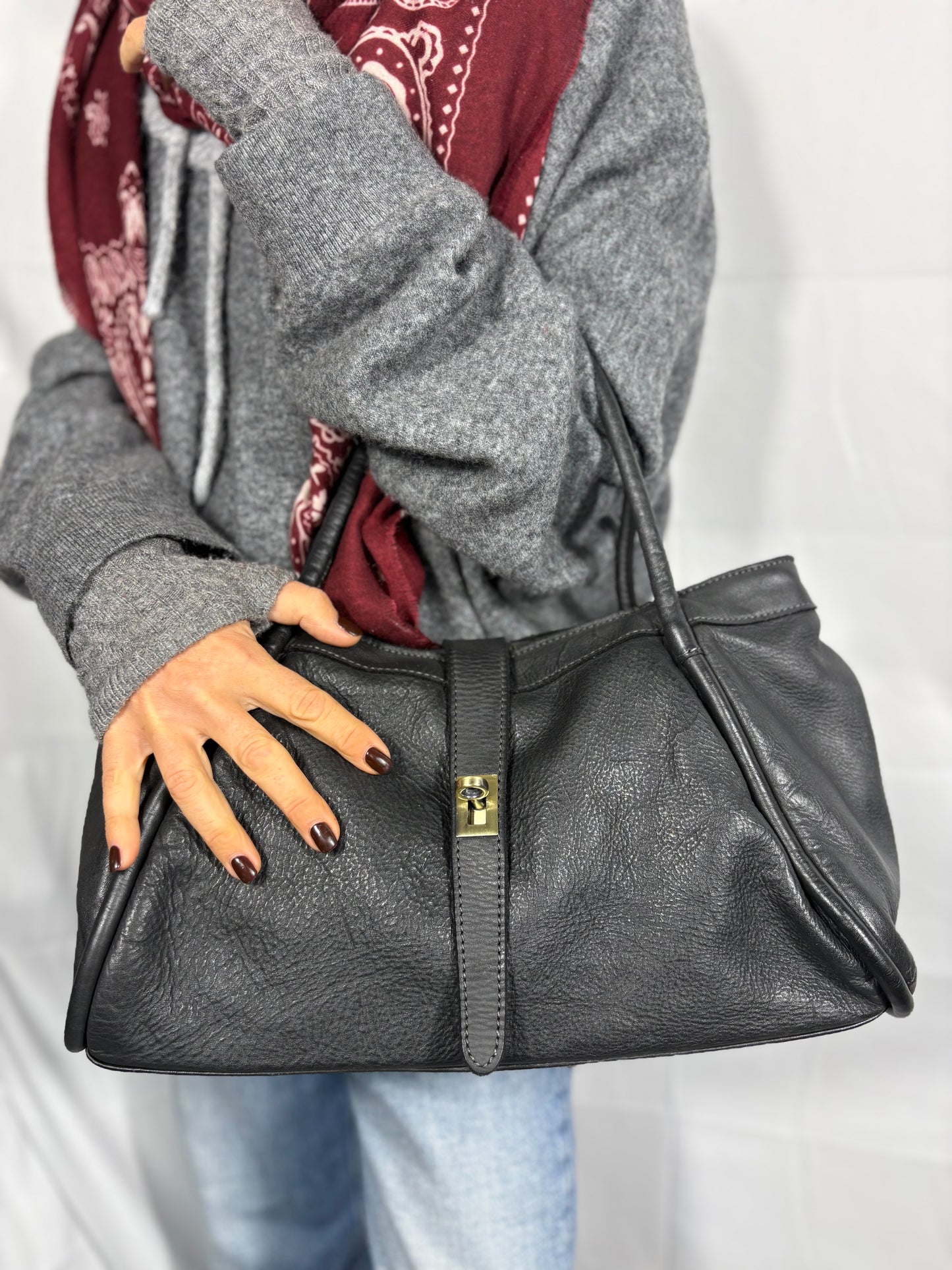 La bea in pelle