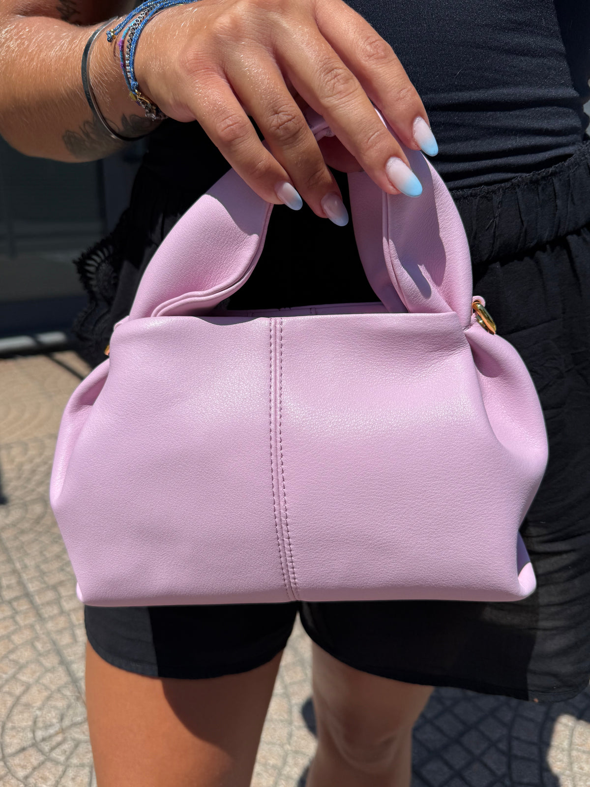 Bonnie in pelle