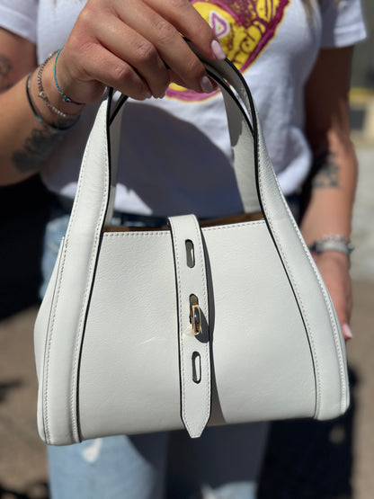 Bon ton