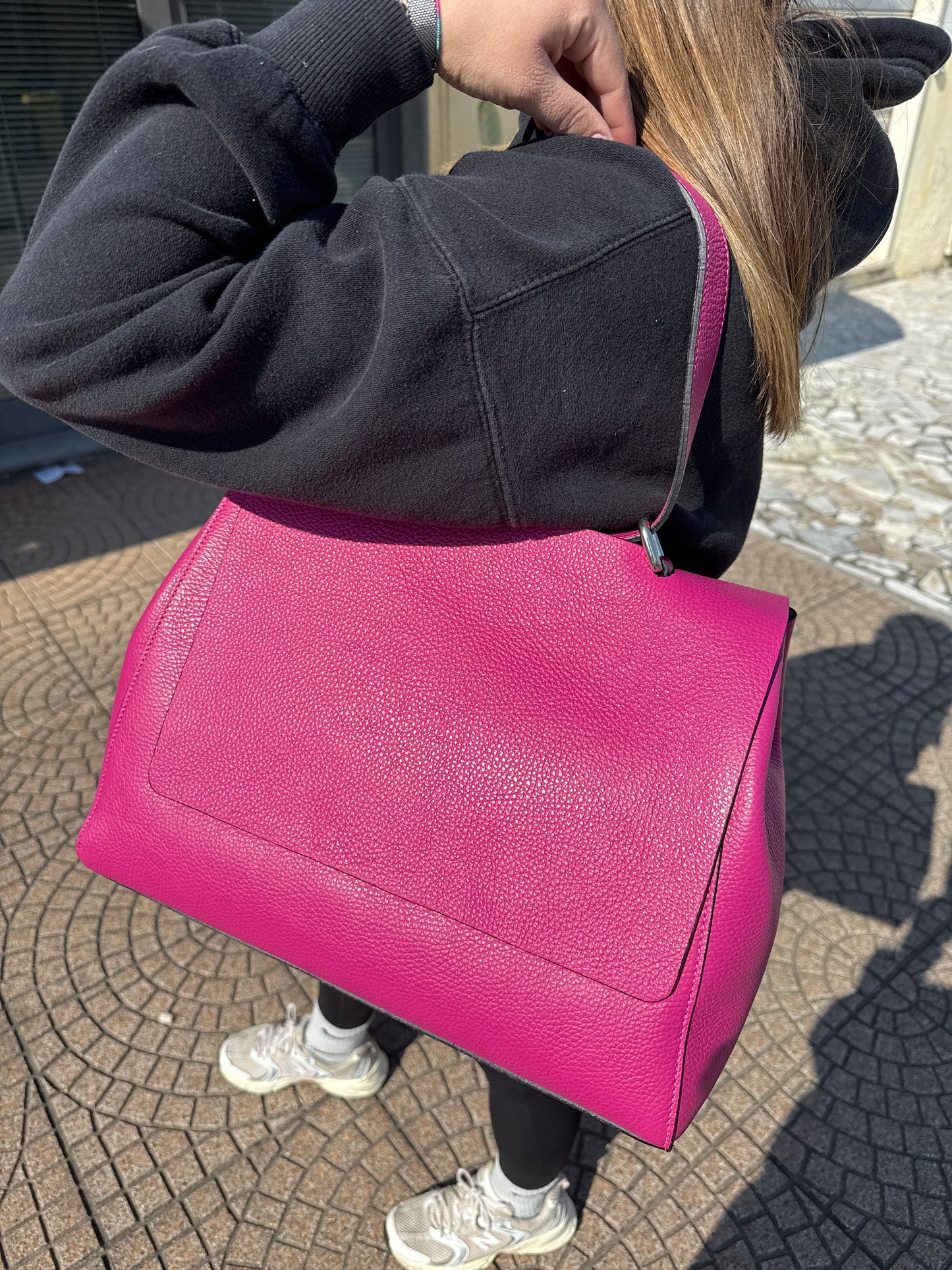 Cindy Maxi in pelle