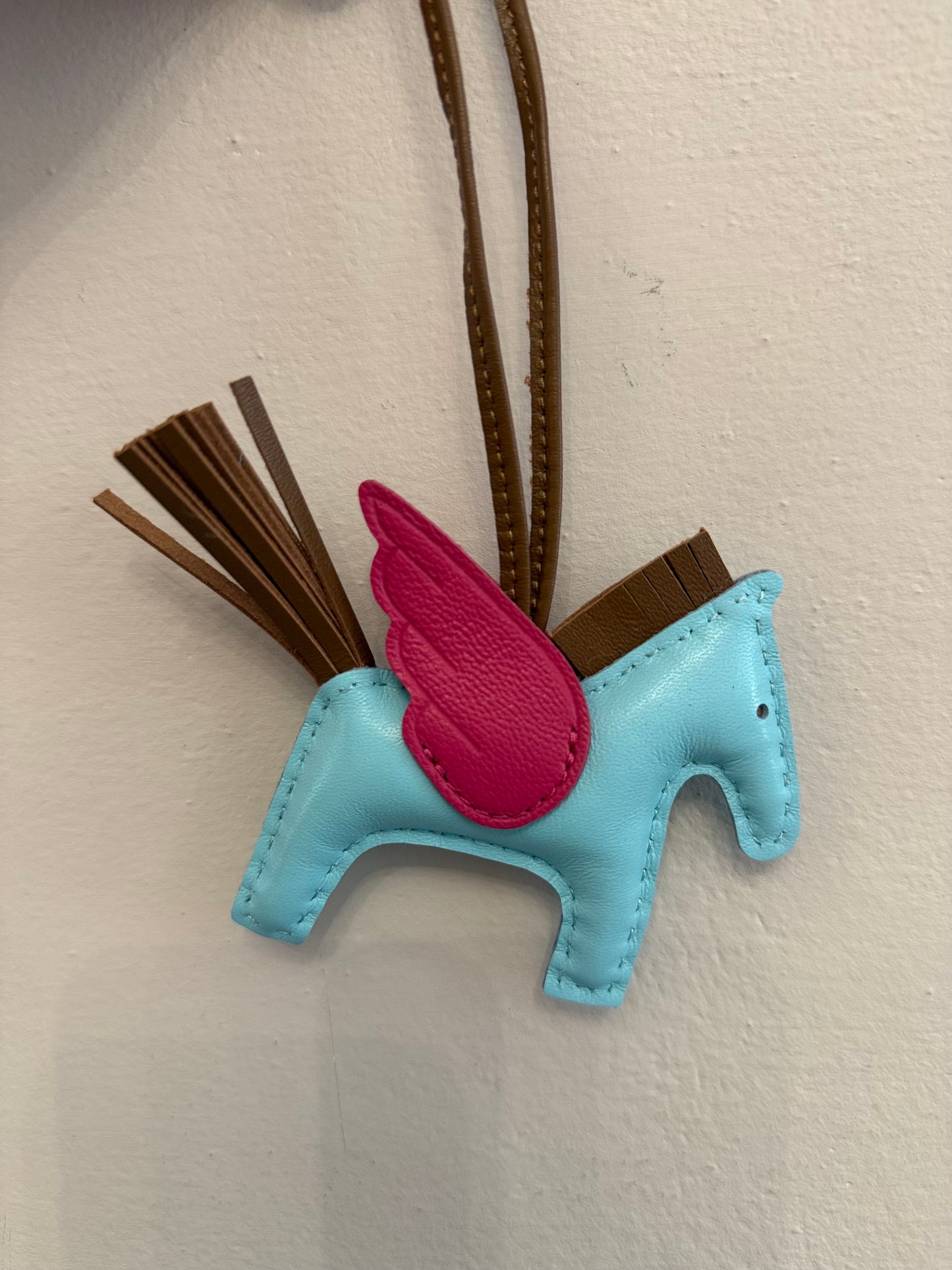 Charms cavallino alato