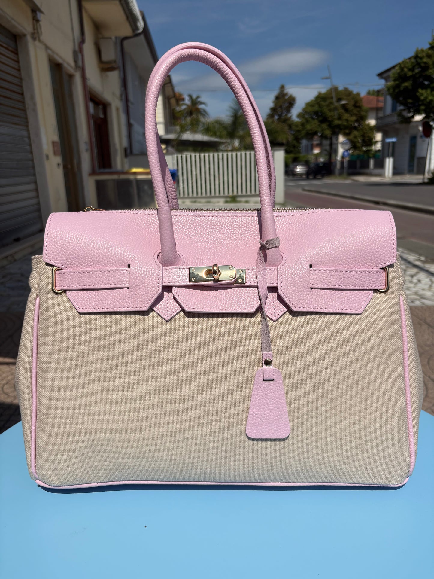 Katy canvas luxury