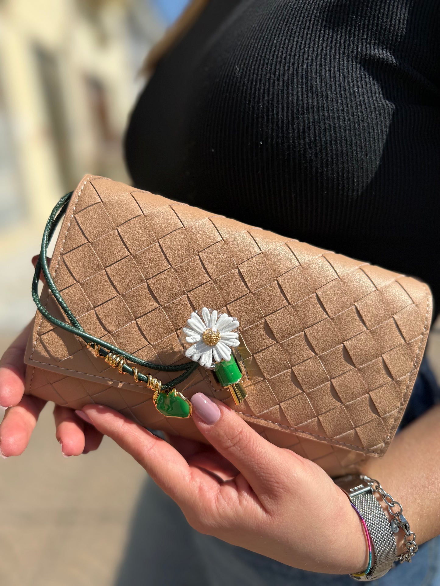 Daisy intrecciata