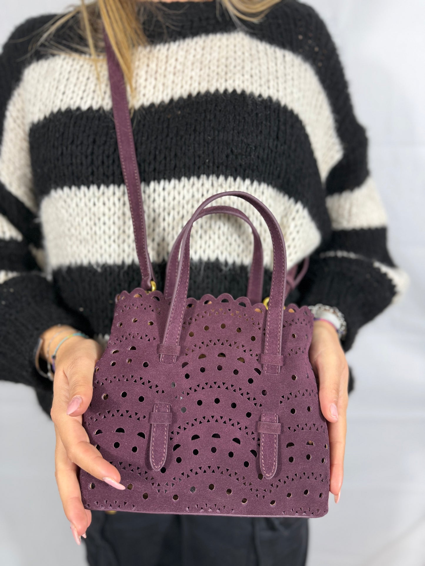Amalfi in suede