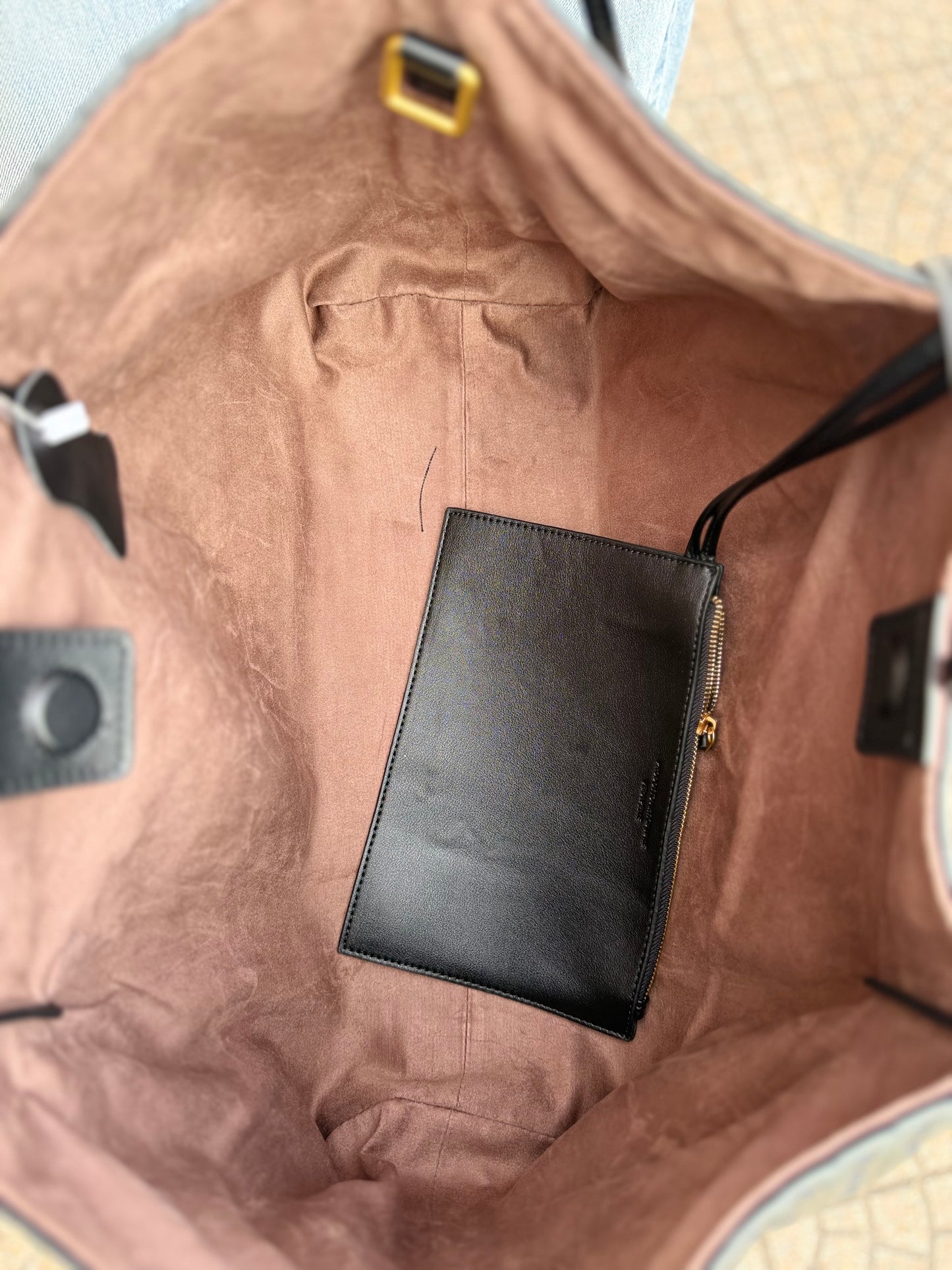 New tote intreccio
