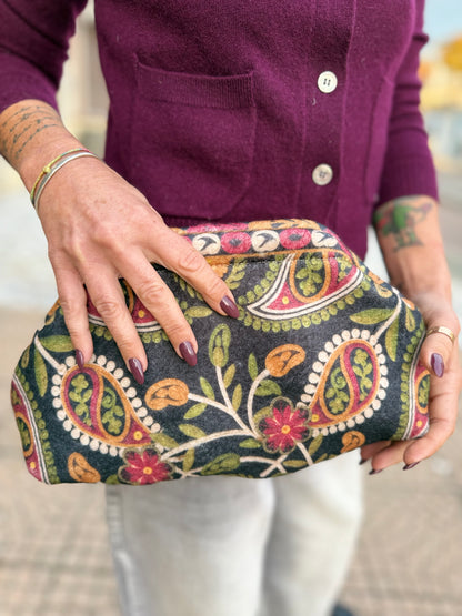 New pochette bag