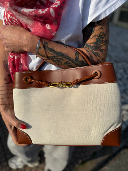 Infinity maxi in canvas