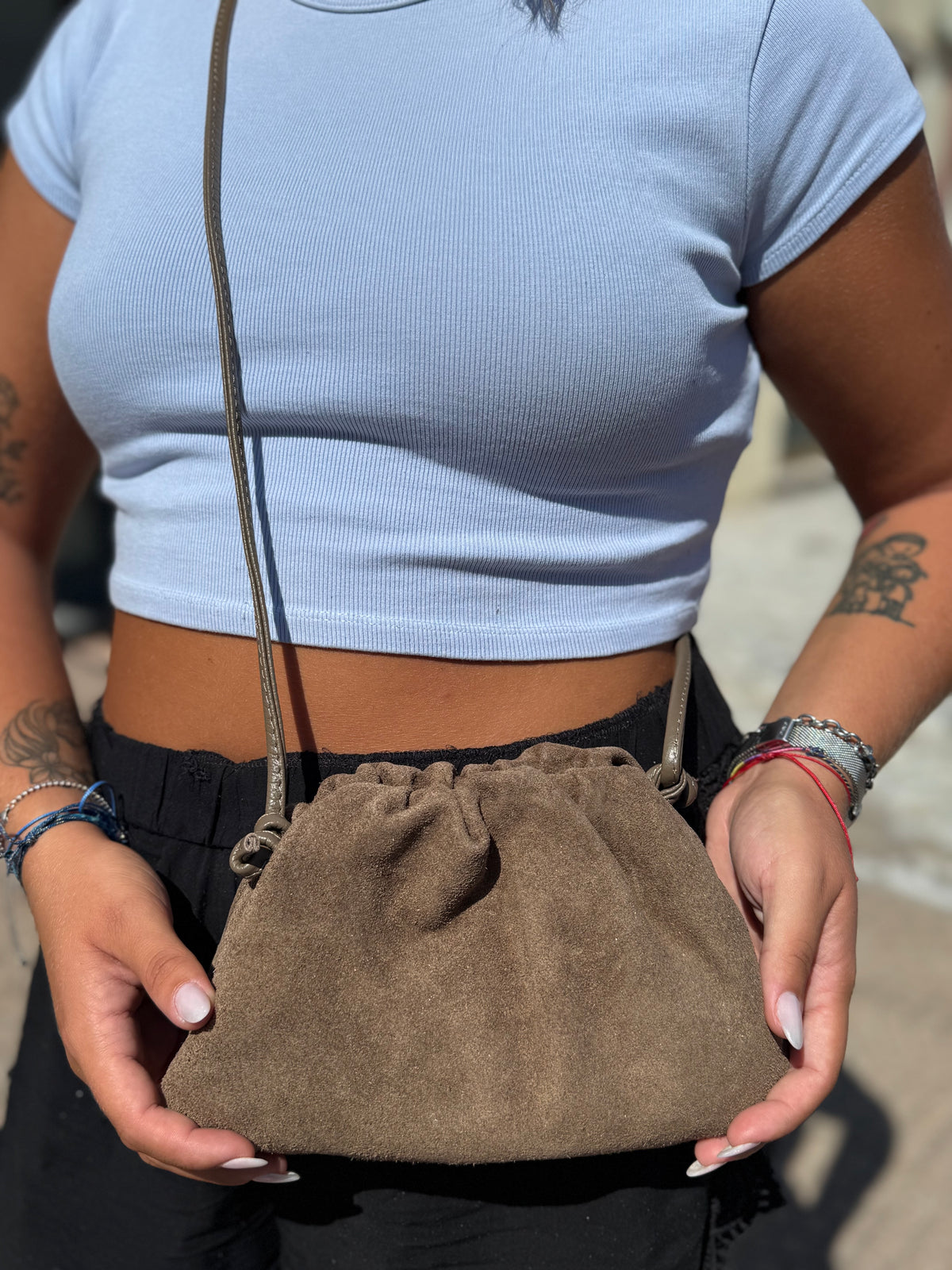 Puccina suede