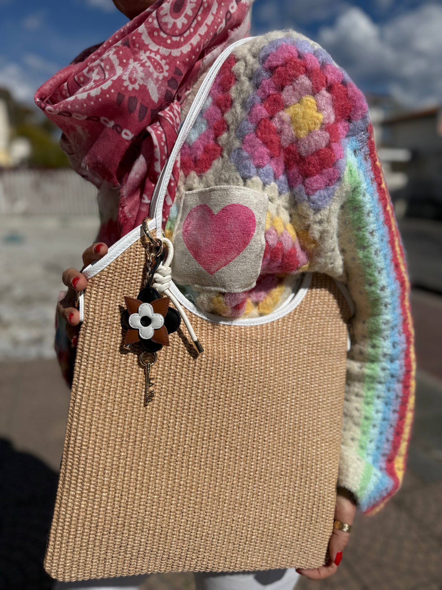 Tote slim in rafia