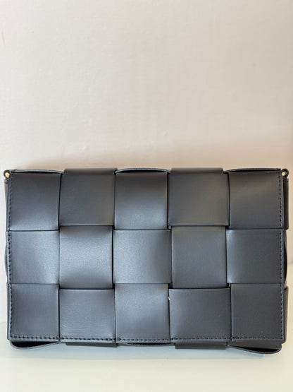 L’intrecciata maxi