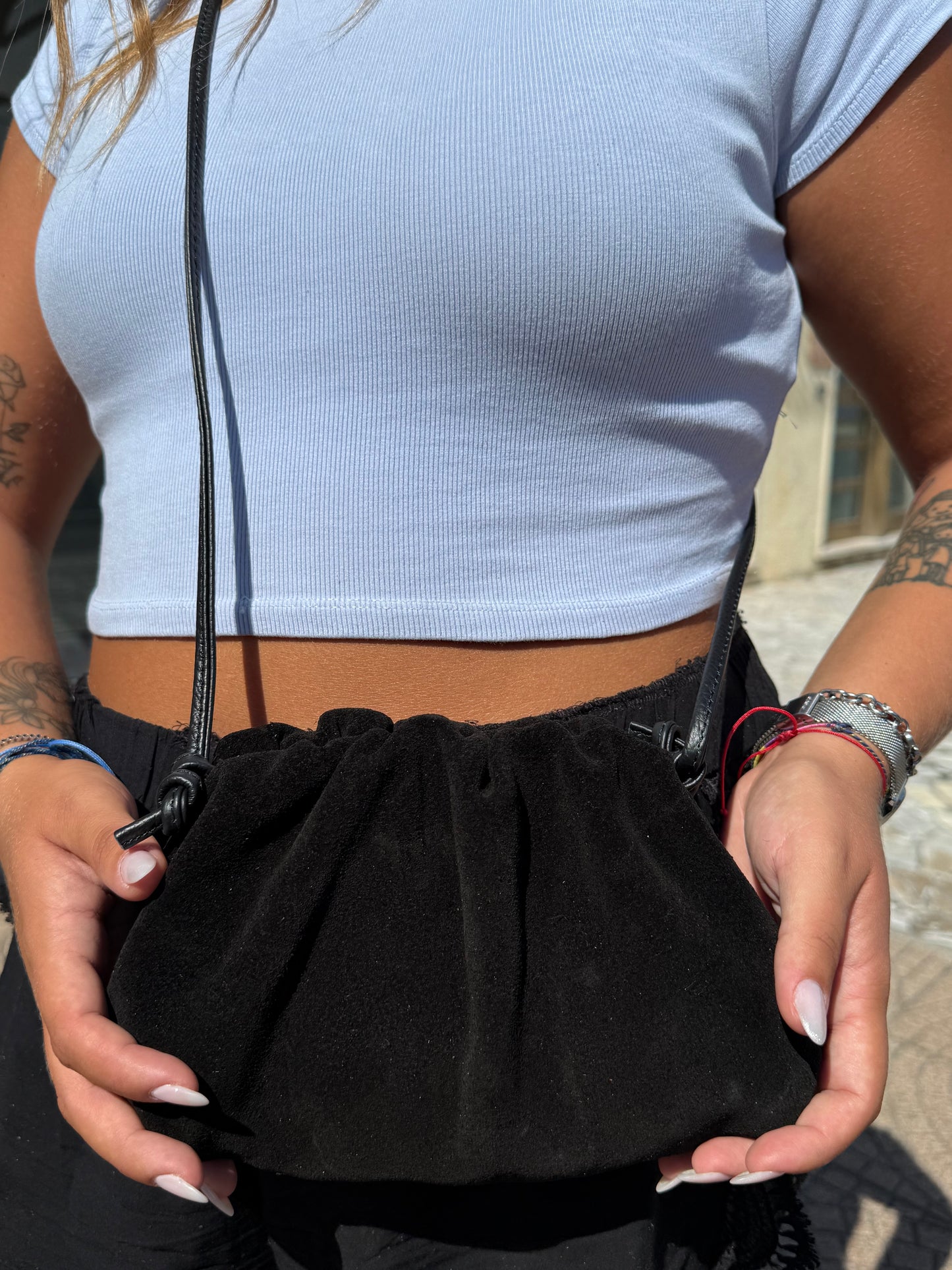 Puccina suede