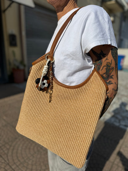 Tote slim in rafia