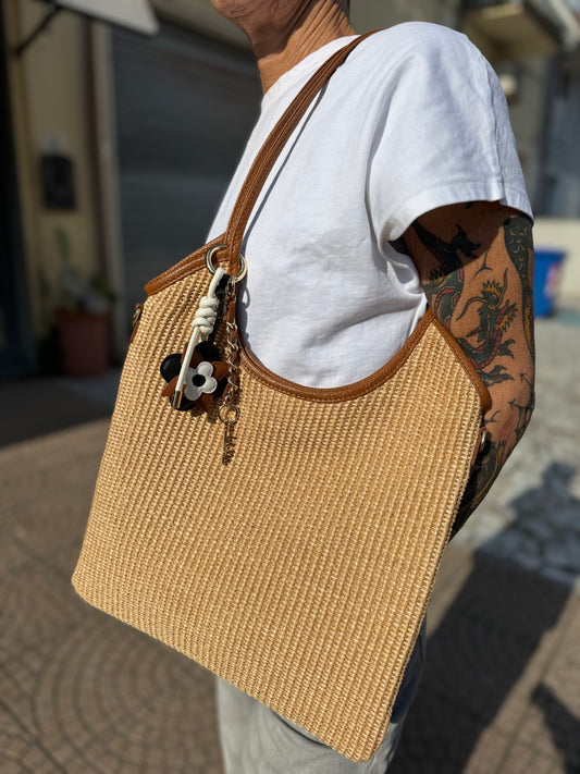 Tote slim in rafia