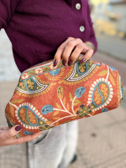 New pochette bag