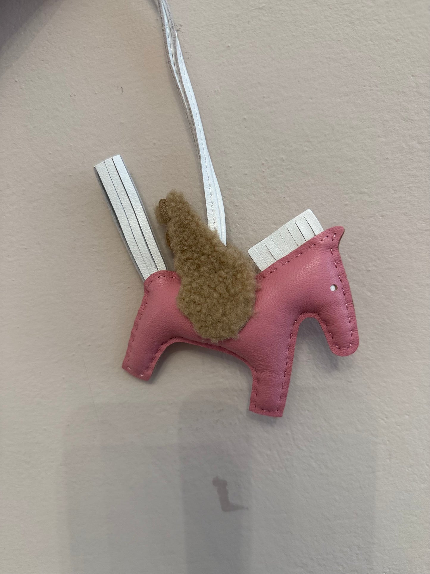 Charms cavallino alato
