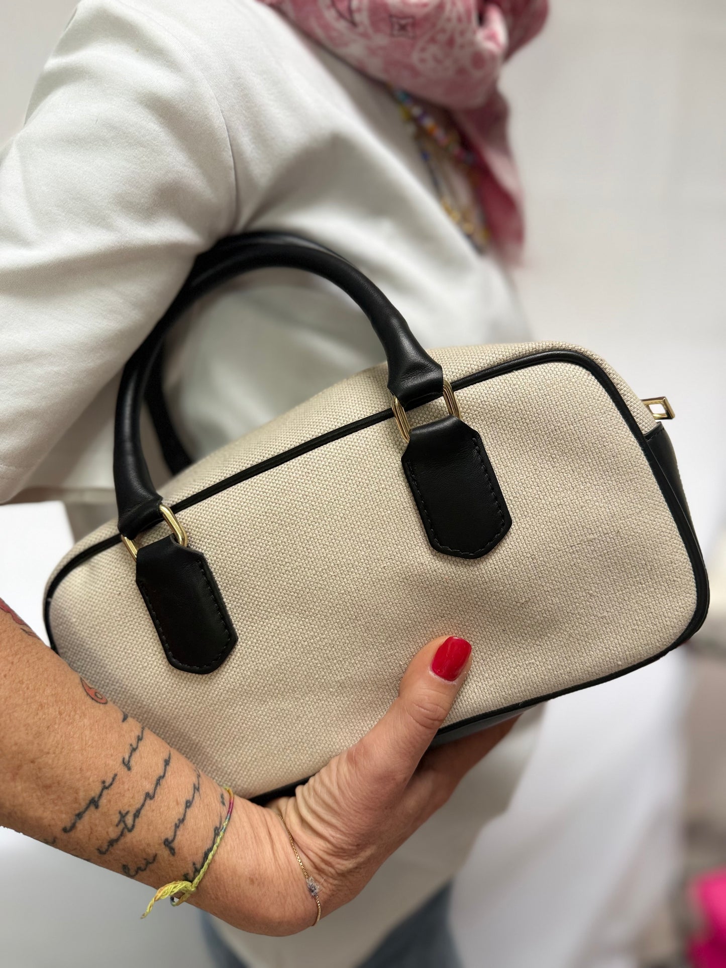 Minou mini in canvas