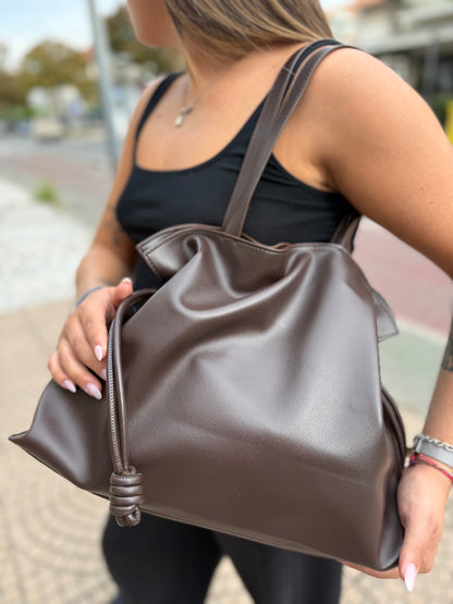 Soft bag luxury maxi