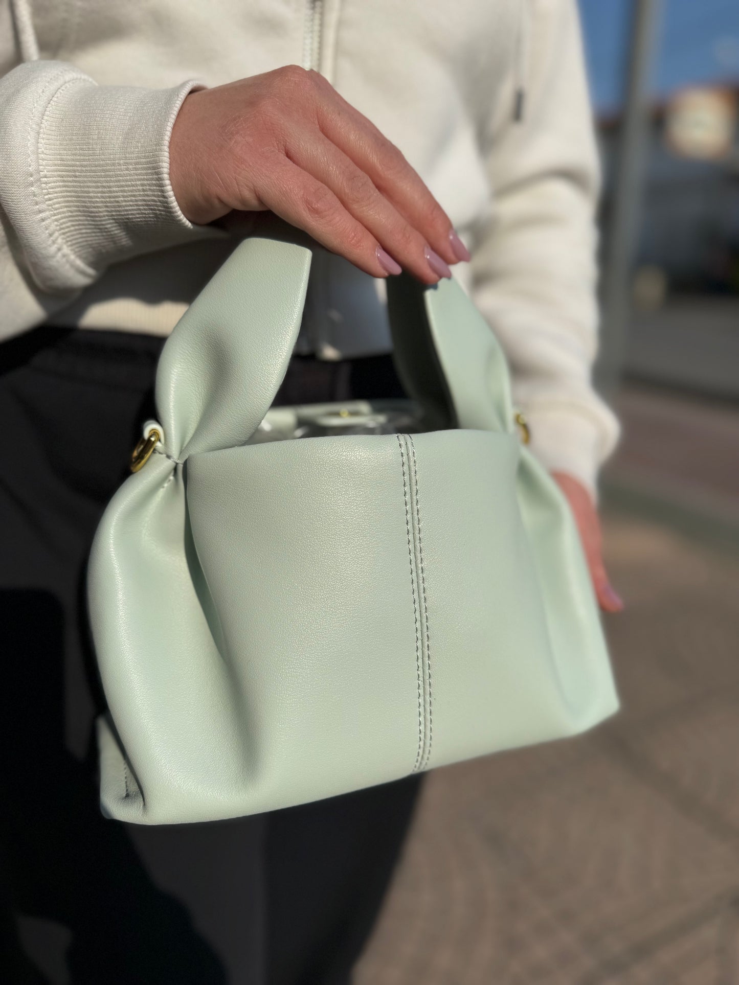 Bonnie in pelle