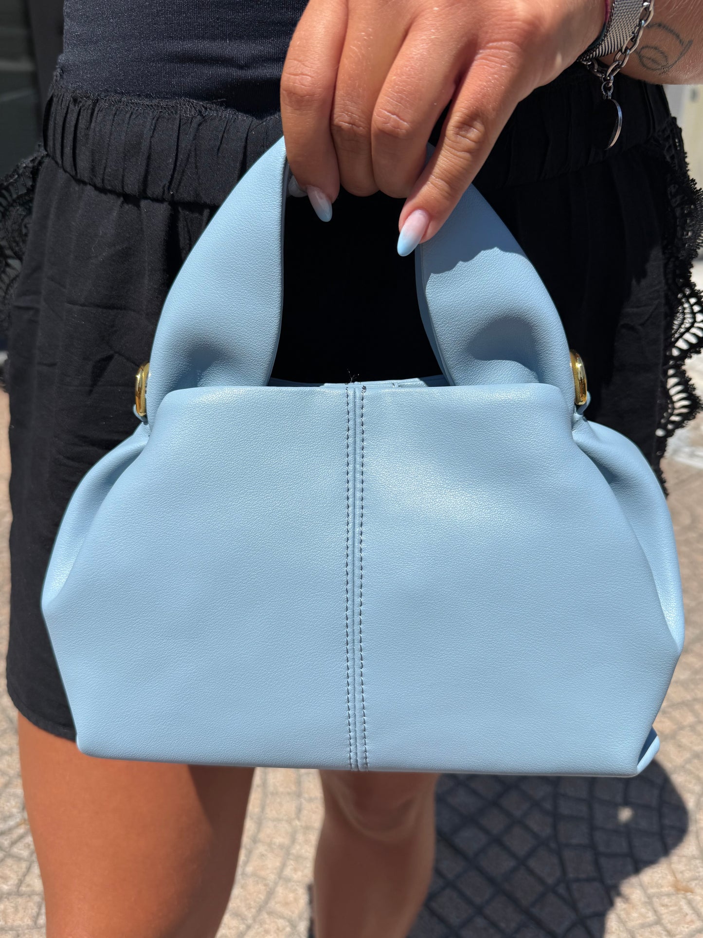 Bonnie in pelle
